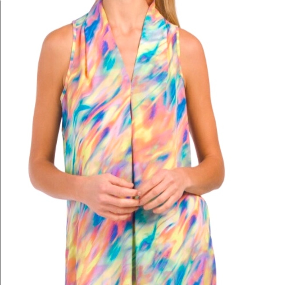 NWT Spense Sleeveless V-Neck Top LARGE